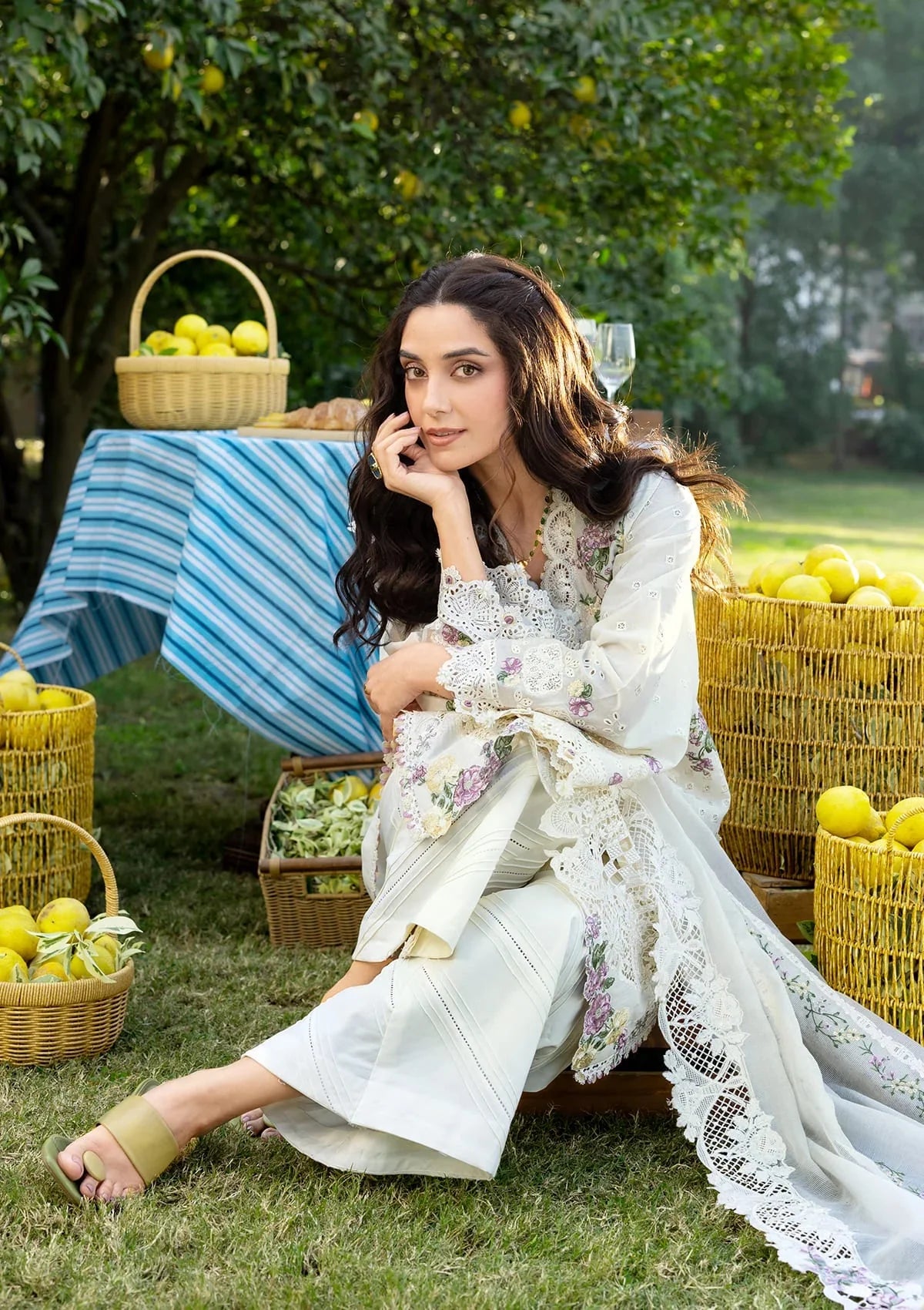 Zara Jahan- Lawn Dress D-1122
