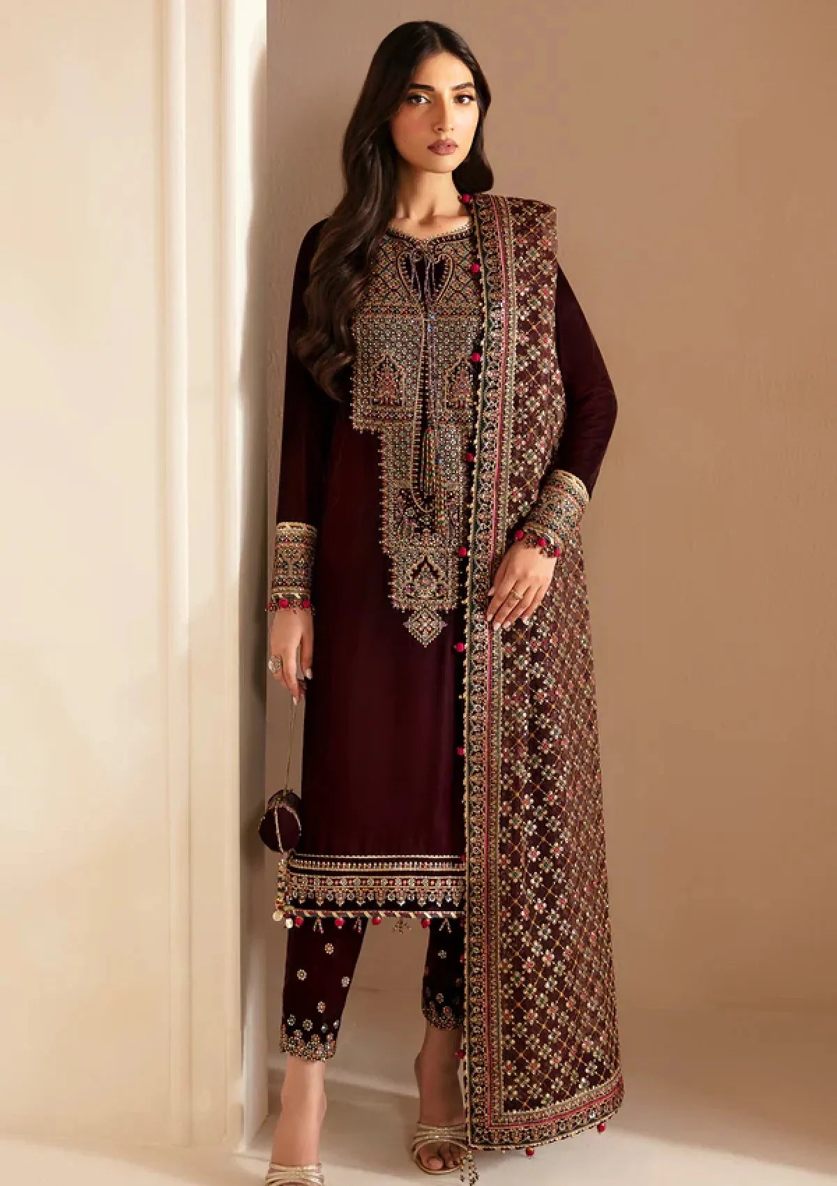 ZARA JAHAN 7010 - JZ Embroidered Velvet 3-Piece Dress Zara Jahan ZARA JAHAN 7010 - JZ Embroidered Velvet 3-Piece Dress Zara Jahan