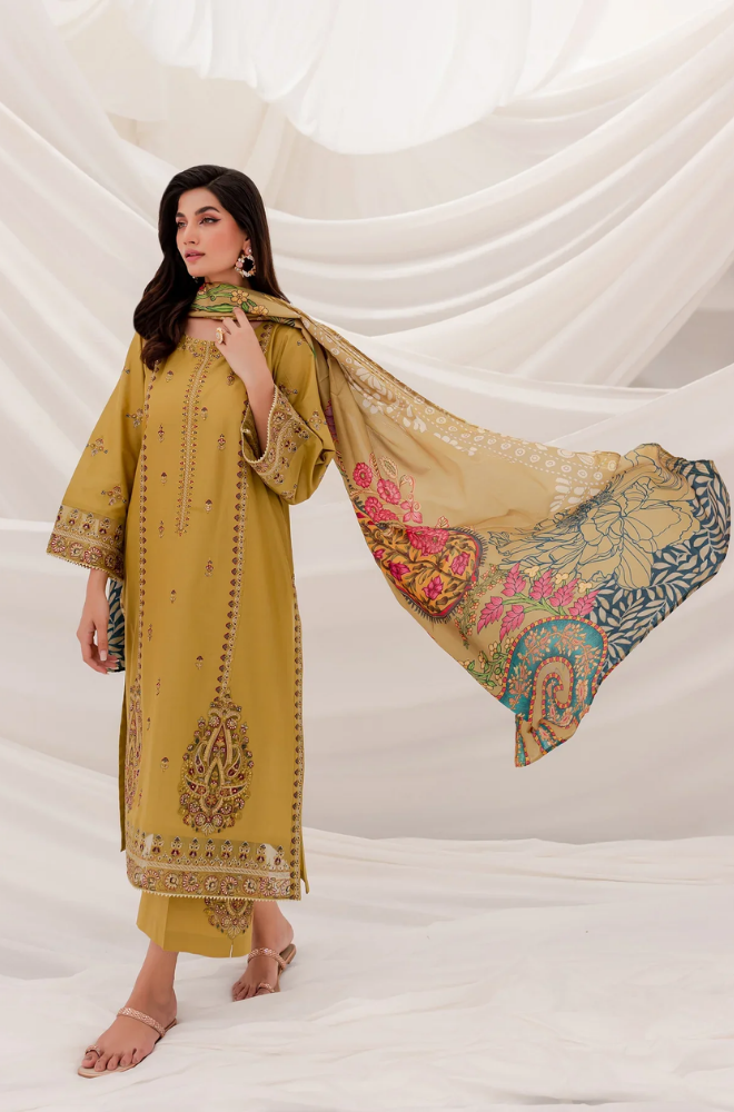 Sapphire Embroidered Lawn 3-Piece D-5116