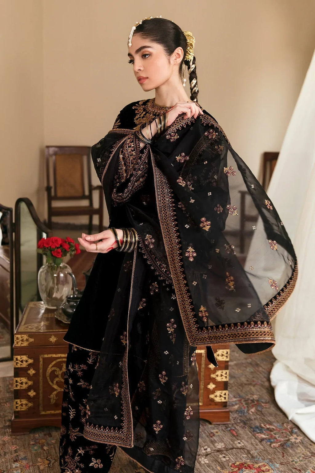 ZARA JAHAN 621 Embroidered Velvet Dress With Organza embroidered Dupatta