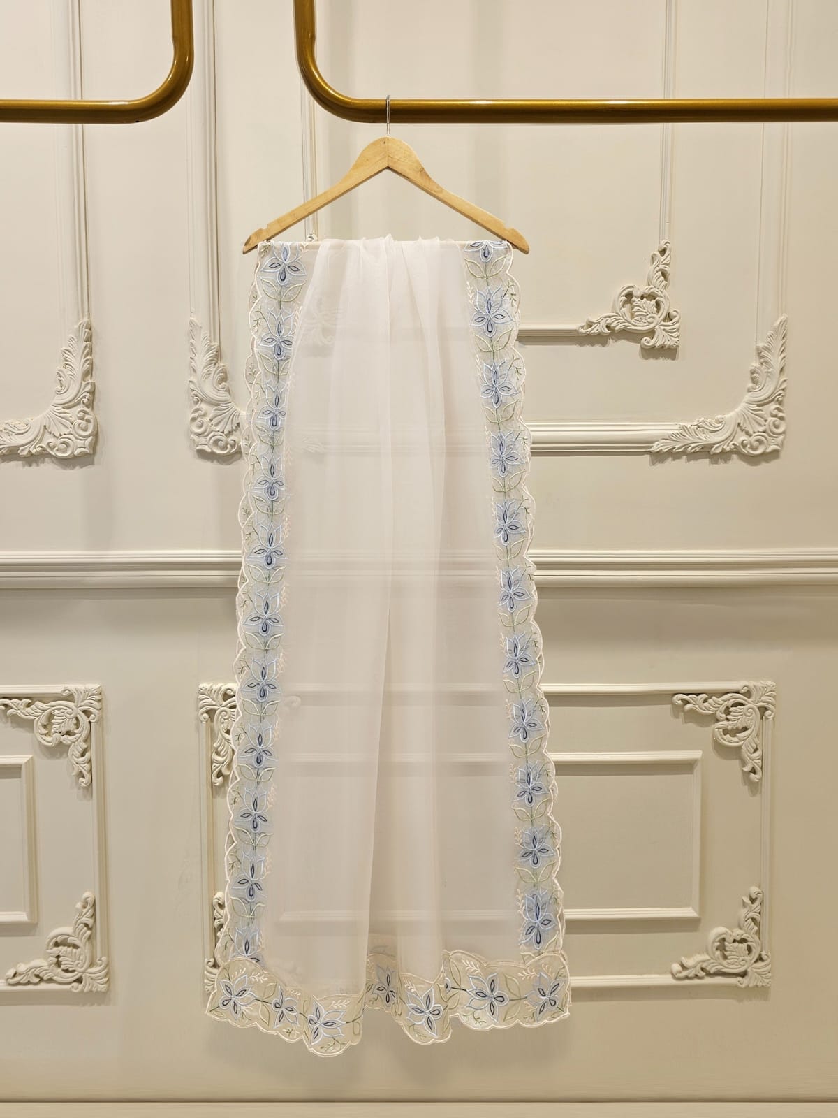 Zara Jahan- Organza Dress K-1018