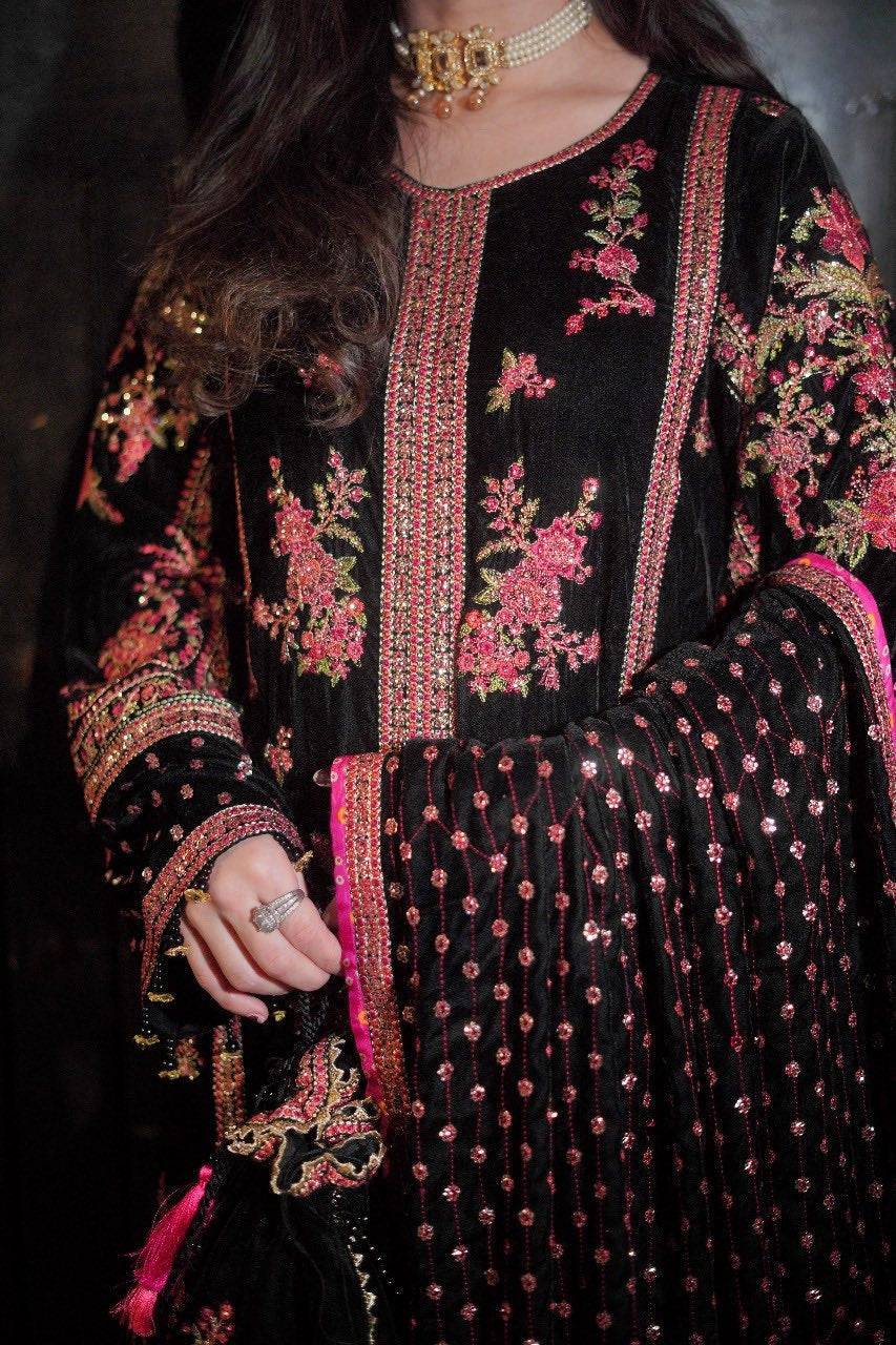 ZARA JAHAN 7007 - Embroidered Velvet Dress with Embroidered Dupatta