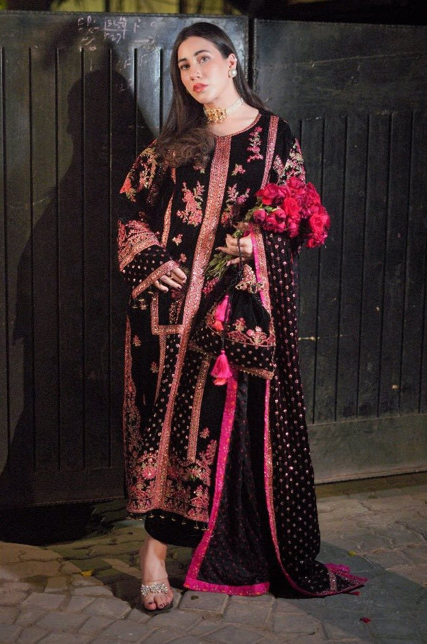 ZARA JAHAN 7007 - Embroidered Velvet Dress with Embroidered Dupatta