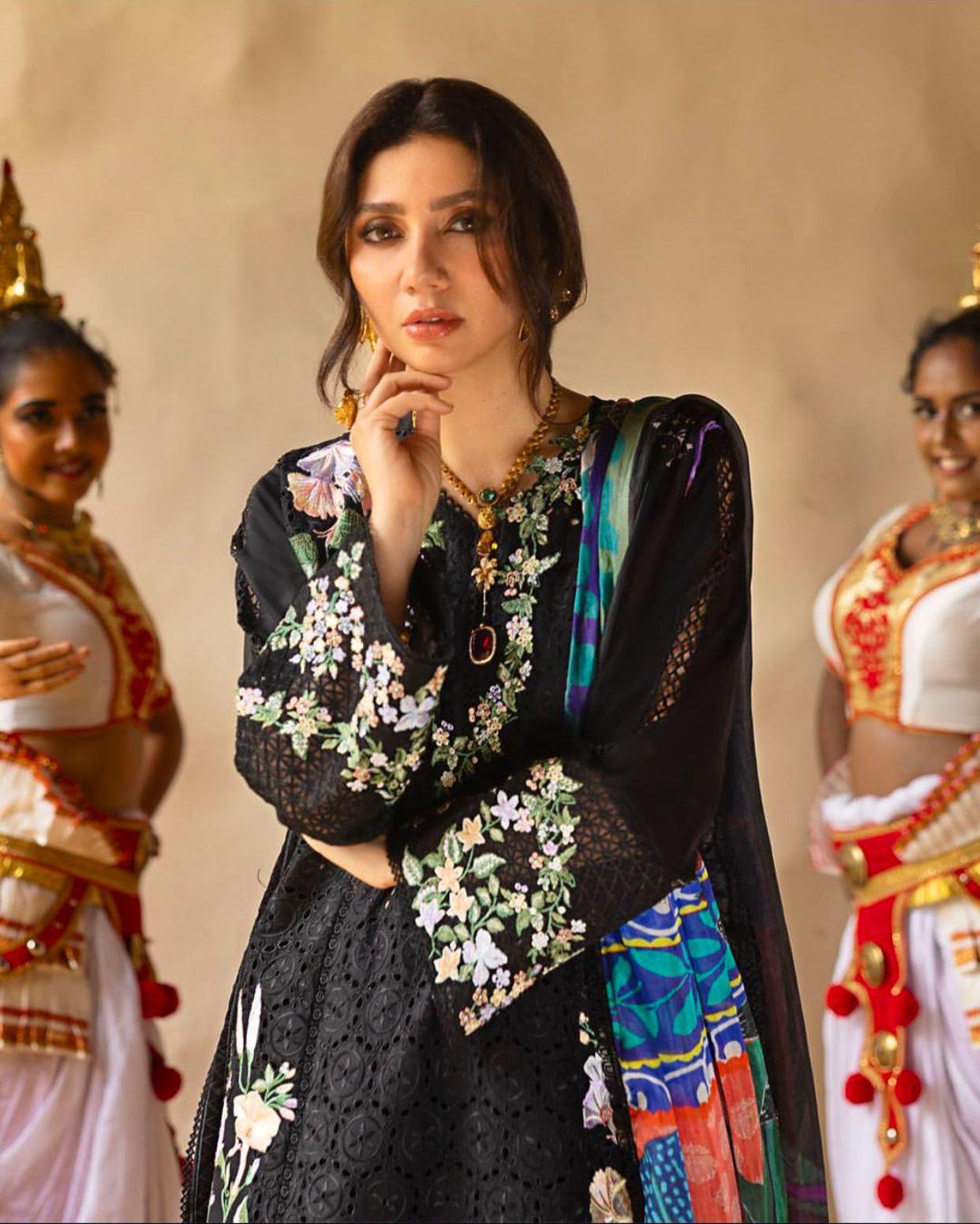 Zara Jahan- Lawn Dress D-1057