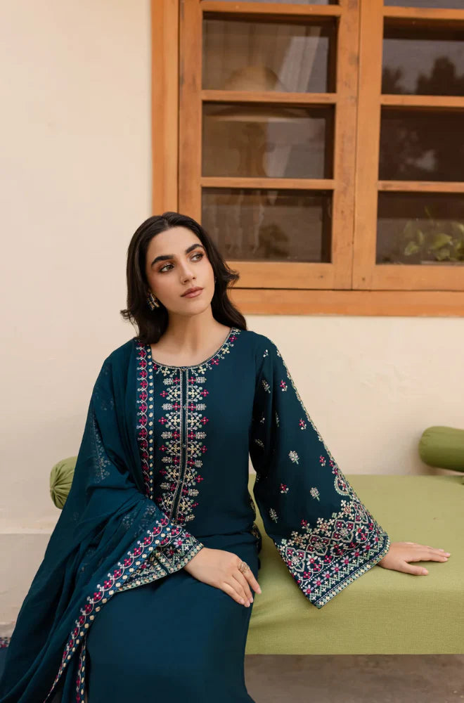 Sapphire Embroidered Lawn 3-Piece D-548