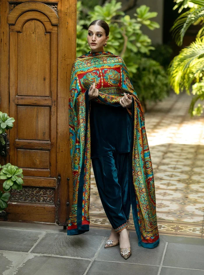 ZARA JAHAN  D-806- Winter Velvet Dress with Printed Dhanak Shawl
