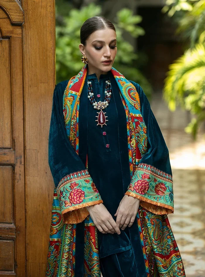 ZARA JAHAN  D-806- Winter Velvet Dress with Printed Dhanak Shawl