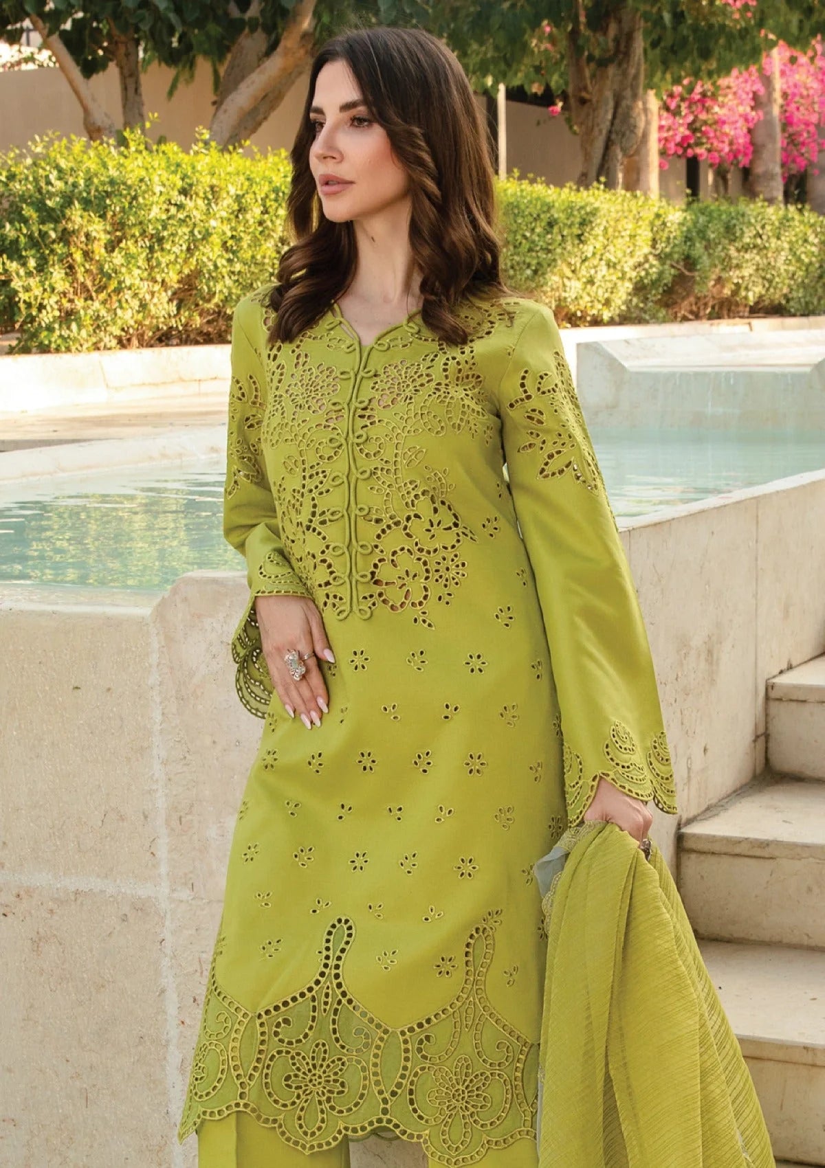 Zara Jahan- Lawn D-1091