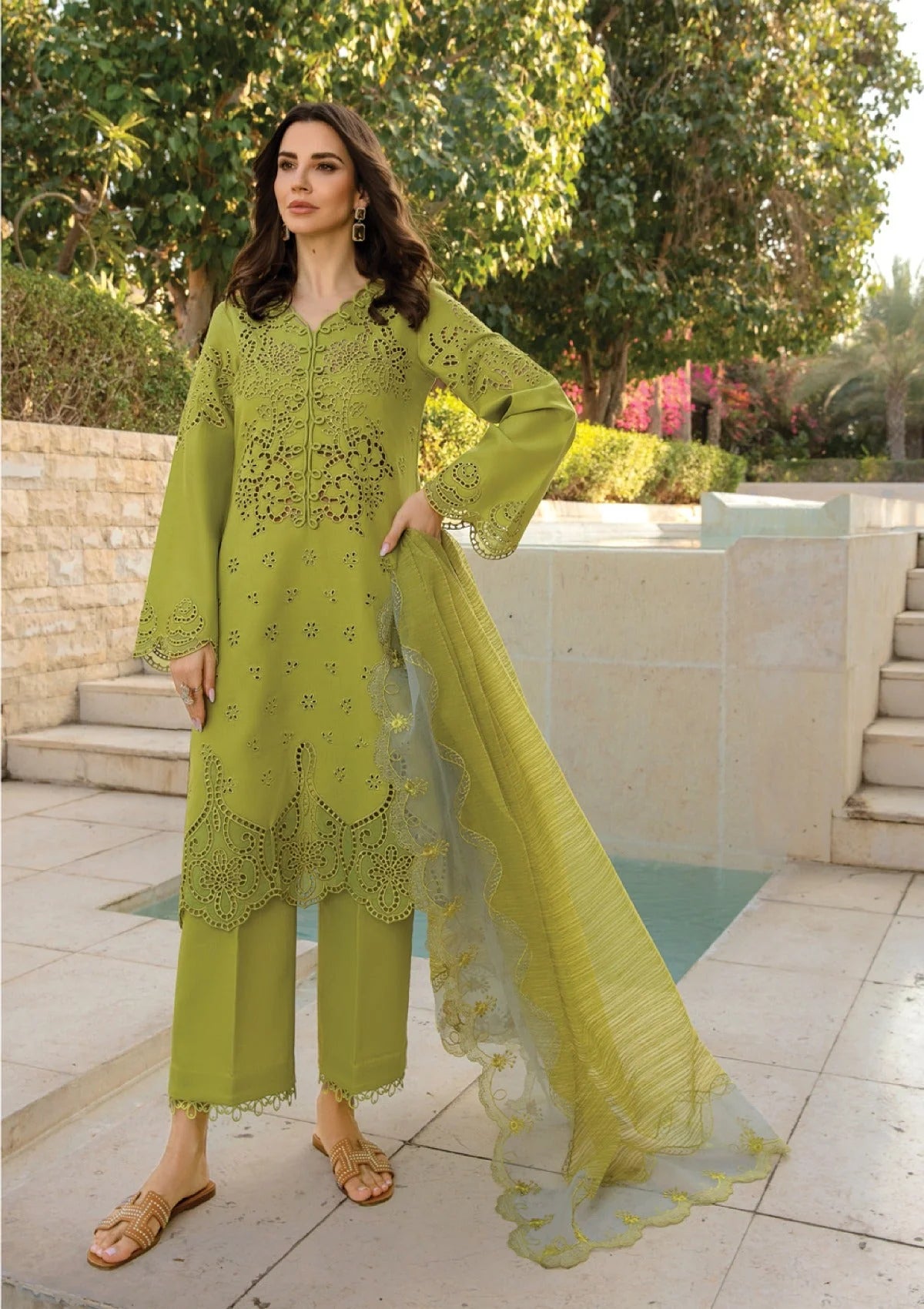 Zara Jahan- Lawn D-1091