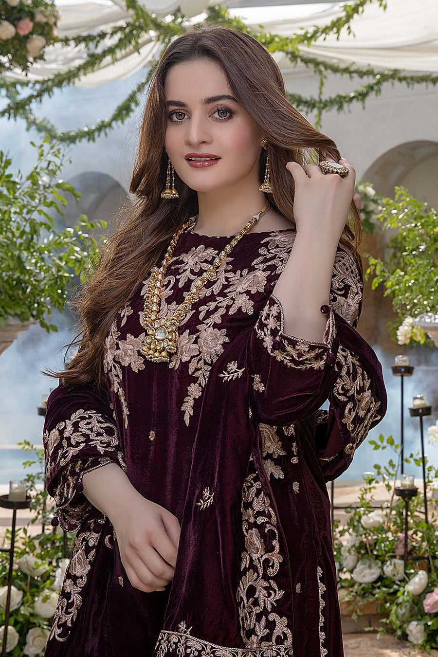 ZARA JAHAN 954 Embroidered Velvet Three piece with Velvet Shawl