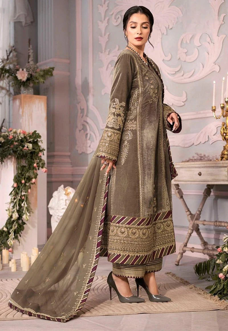 ZARA JAHAN 1017 3PC Velvet Embroidered Dress
