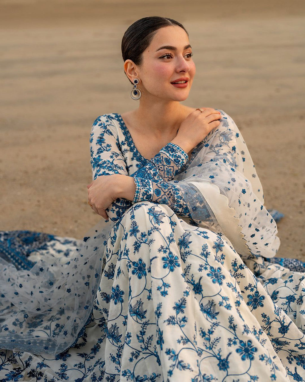 Zara Jahan- Lawn Frock Style D-1077